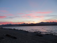strand met zonsondergang