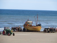 drie tractoren nodig