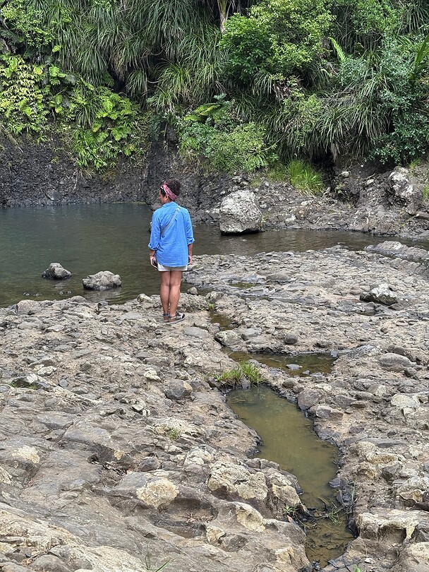 Kitekite Falls