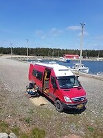 Alleen in de haven