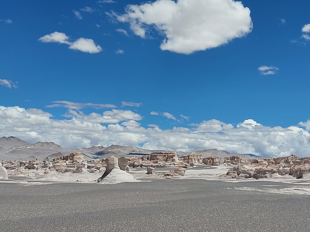 Campo Piedra Pomez