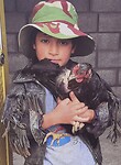 Jongen met kip