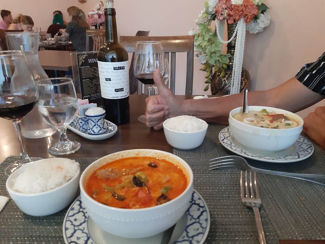 Verjaardagseten bij de Thai