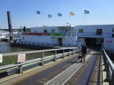 Boodschappen halen op een boot