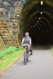 door de tunnel
