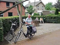 Bij de kerk in Bathmen