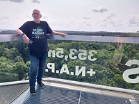 Bert op de Wilhelminatoren