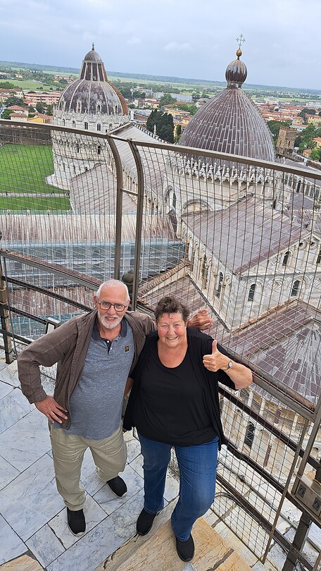Op de toren van Pisa