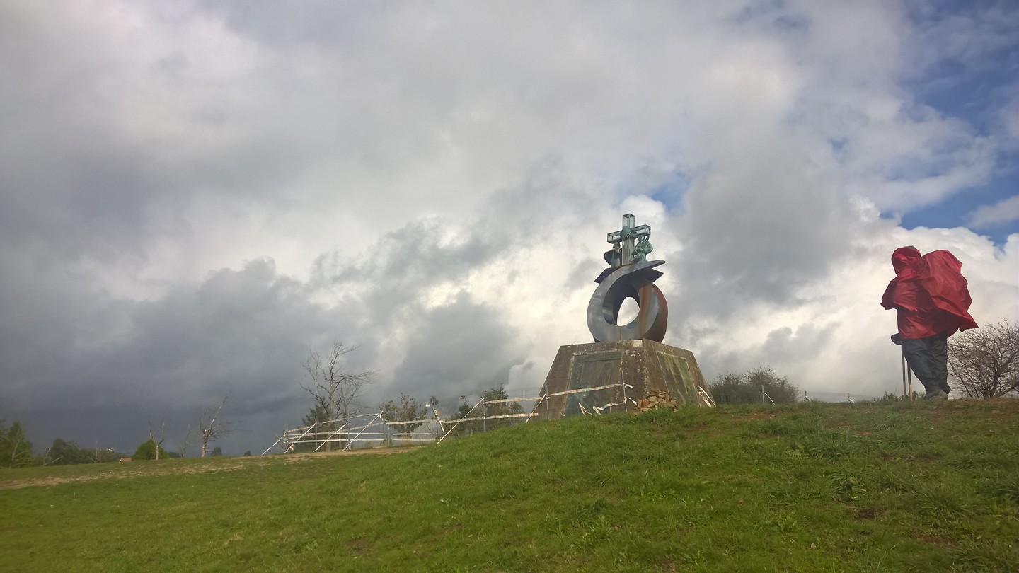 monument ter herinnering aan het bezoek van paus Johannes Paulus 2 aan