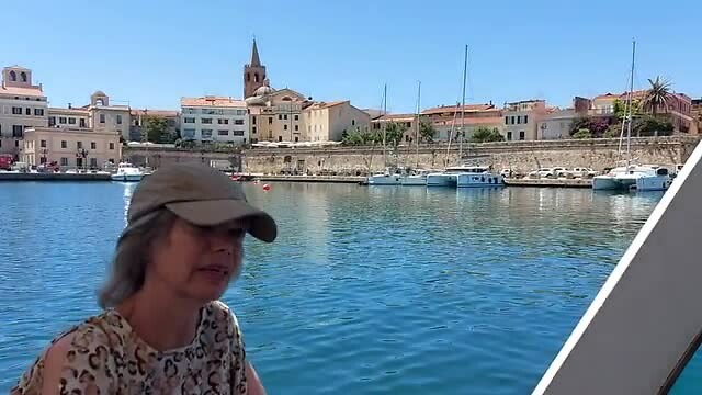 De haven van Alghero uit