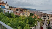 Salerno vanaf Giardino della Minerva