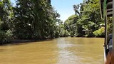 Een adembenemende boottrip richting Tortugero