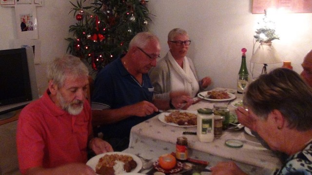 2015-12-26-042-34-SP-Boln-etentje-bij-L&J