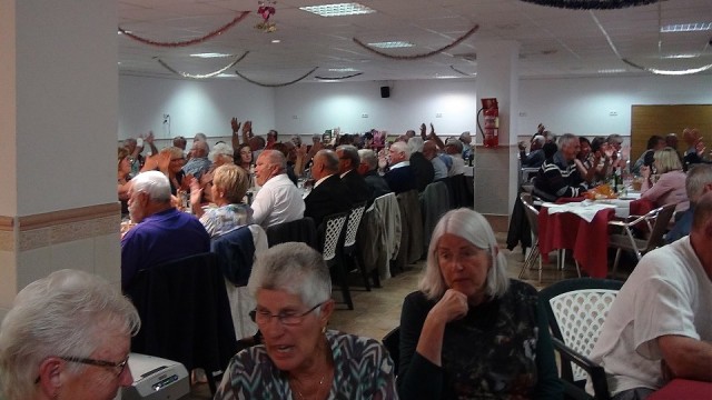 2015-12-31-047-16-SP-Boln-Oudjaar-de-zaal
