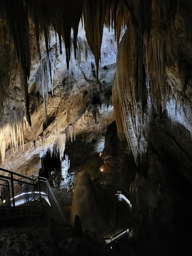 Hastings Caves