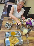 Maar het was lekker. Een soort ei/ui pannenkoek.