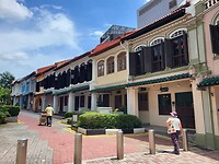 Shophouses in oude glorie hersteld. Zo zag het er vroeger uit.