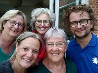 In the Valley Guesthouse met Martine, Ger, Casper en Geertje