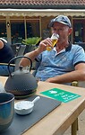 Even niet wandelen.