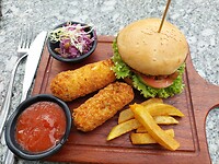 Vegetarische lunch bij Utpala.