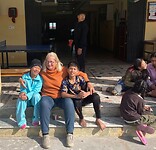 Met Chhechi en Nikesh