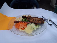 Bord eten van de stichting,