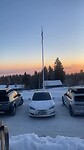 Zonsondergang boven op de berg