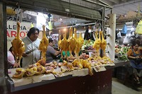 kippenslager op markt