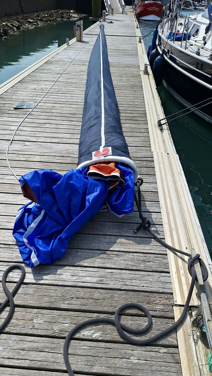 spinnaker slurf
