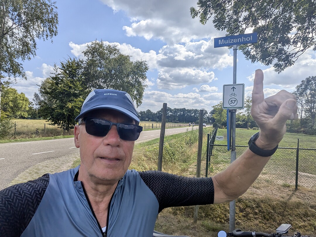 1000015232
