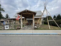 De "winkel" tegenover het Saloon in Longview
