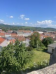 Mooi uitzicht vanop de heuvel bij het Kasteel van Trencin