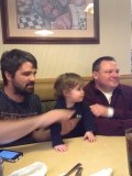 jett met papa en opa