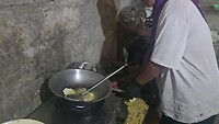 Bezoek aan de kampong bij Yogyakarta