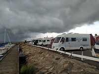 Donkere dreigende wolken