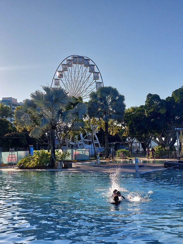 Esplanade Lagoon