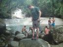 chillen bij de waterval