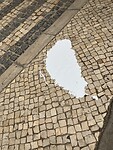Huizen in Portugal worden wit gemaakt met ongebluste kalk