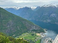 Uitzicht op dorp vanaf Stegastein