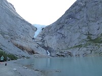 Briksdalsbre