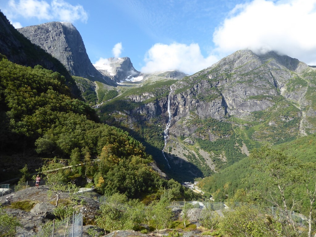 Briksdalsbre