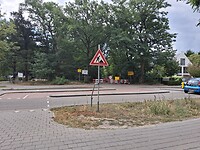 1000061042
