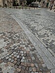 Een groot deel van het stadje heeft deze stenen
