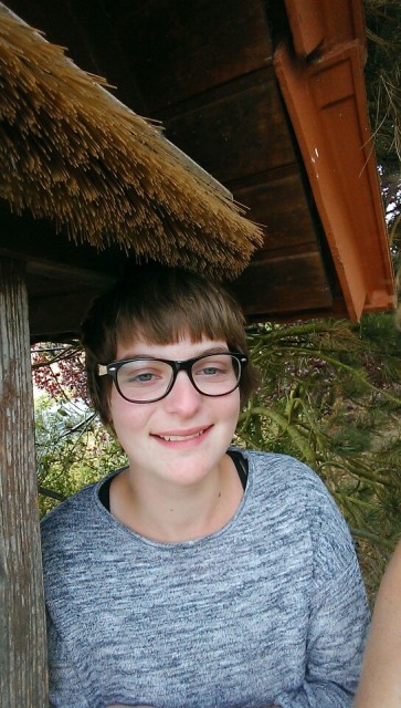 Mylène's haar weer eens geborsteld