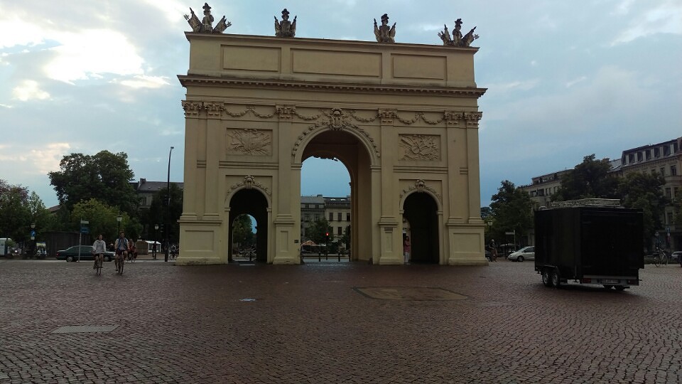 De branderburger tor van potsdam