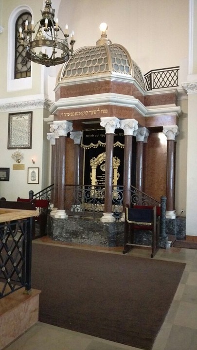 In de synagoge