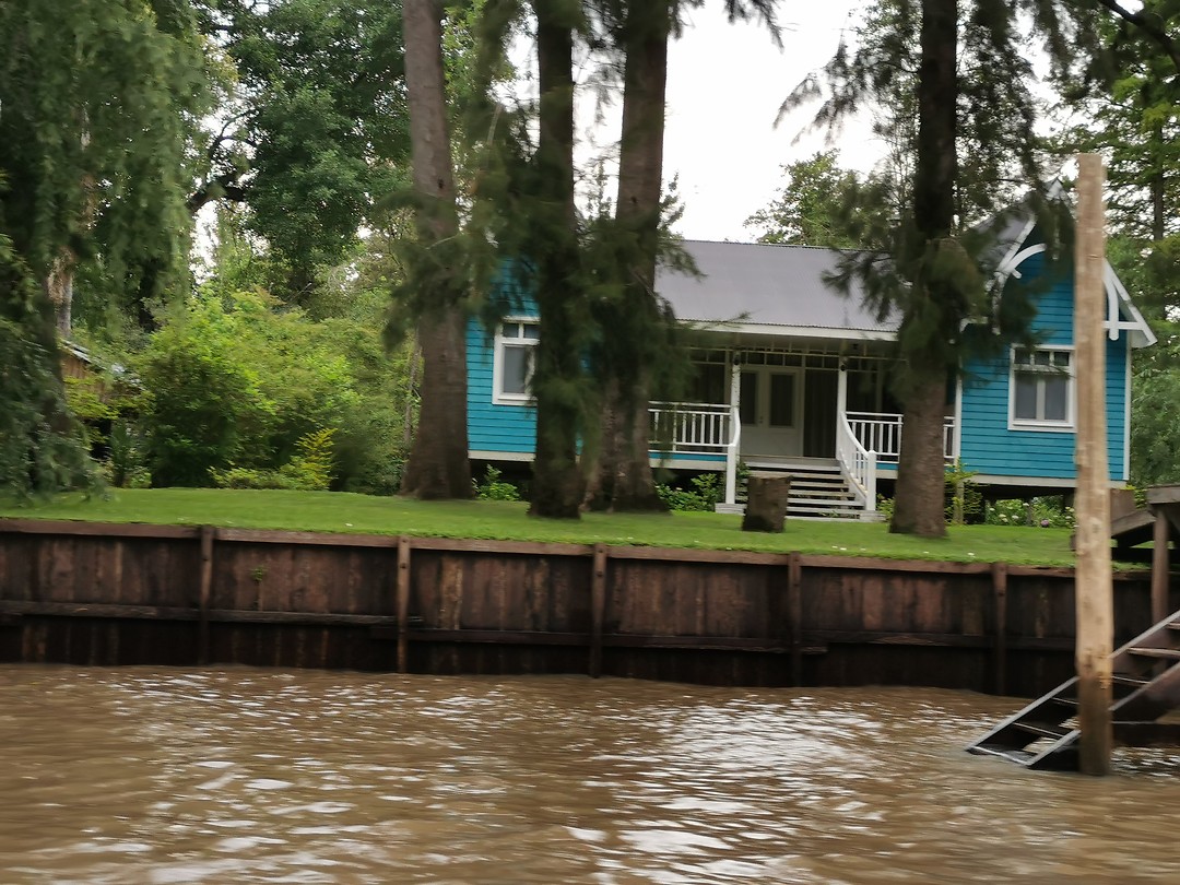 Huisje in de delta bij Tigre