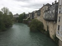 Riviertje door Oloron