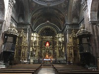 Rijk versierde kerk Los Arcos