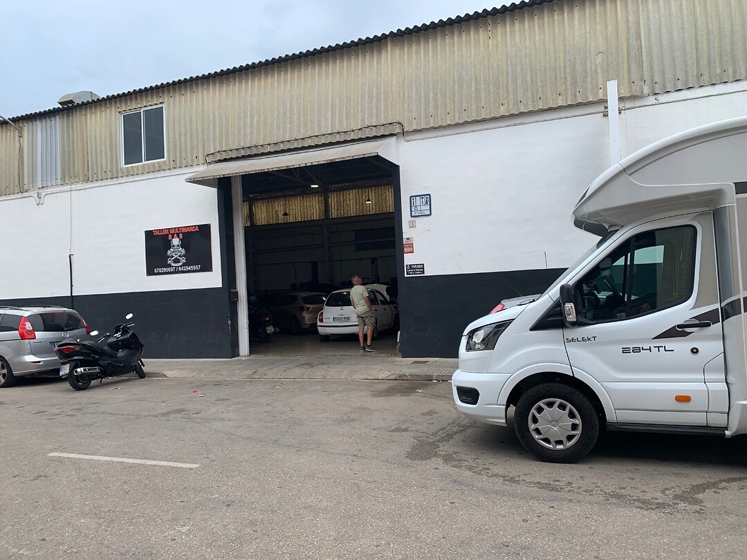 Garage